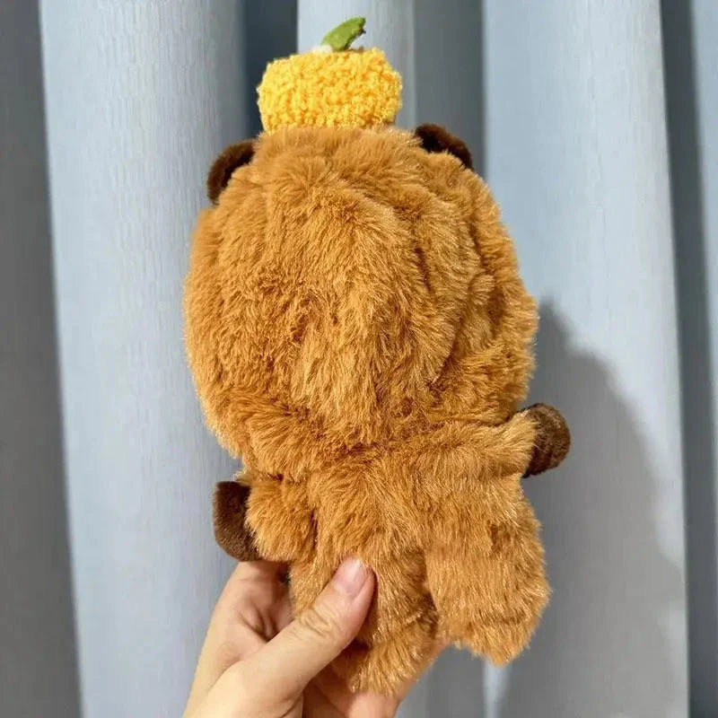Combinaison Capybara Fait Main – Peluche douce et mignonne pour enfants